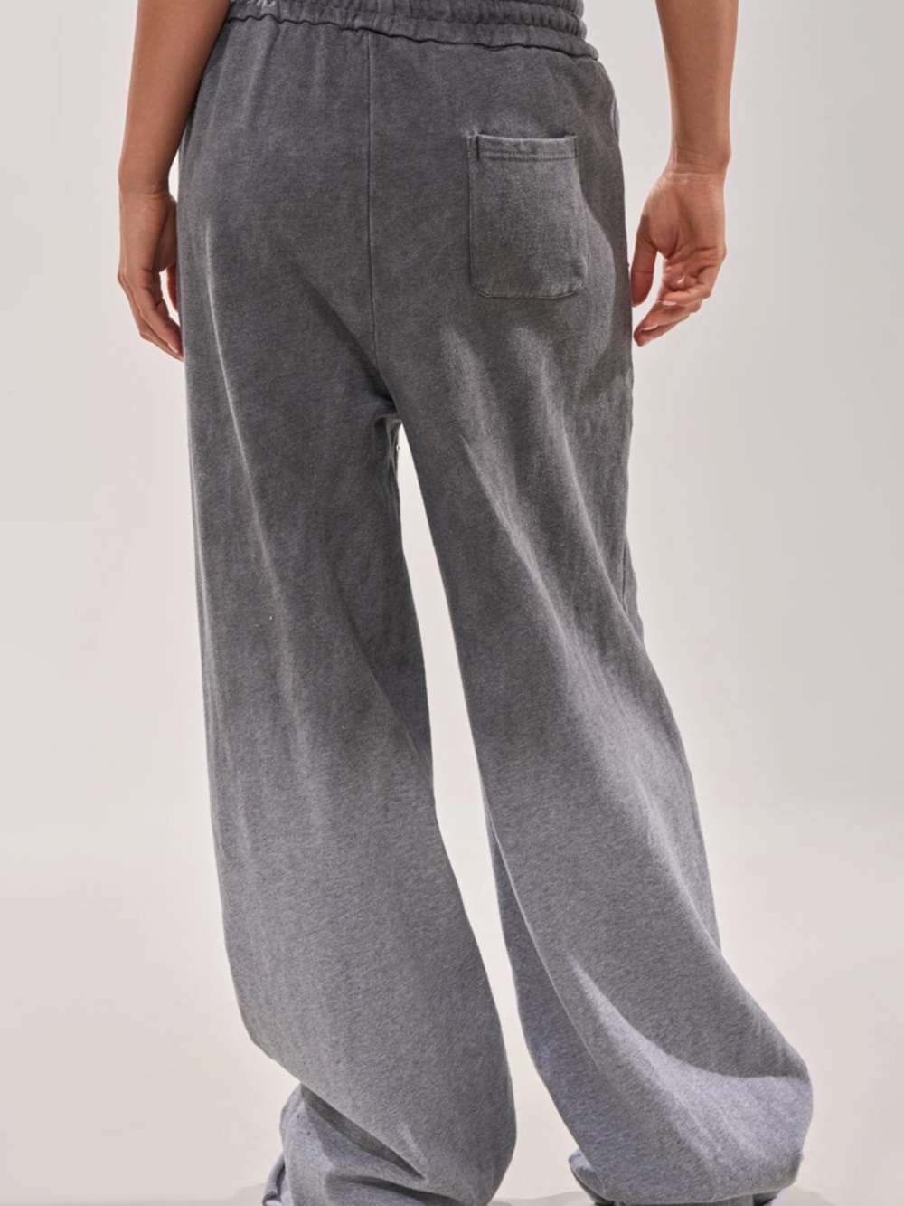 NWT AKIRA Night Sky Grey Studded Muscle Tee & Joggers Set - Picture 6 of 13